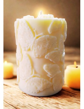 Doğal Soya Wax Mum – Kelebek Deseniyle Ruhsal Arınma ve Ferahlık
